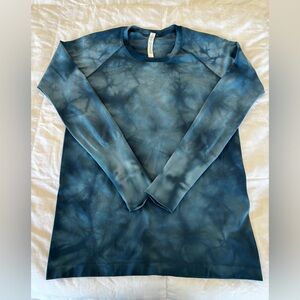 Lululemon Swiftly Speed Long Sleeve shirt 
Womens size 10